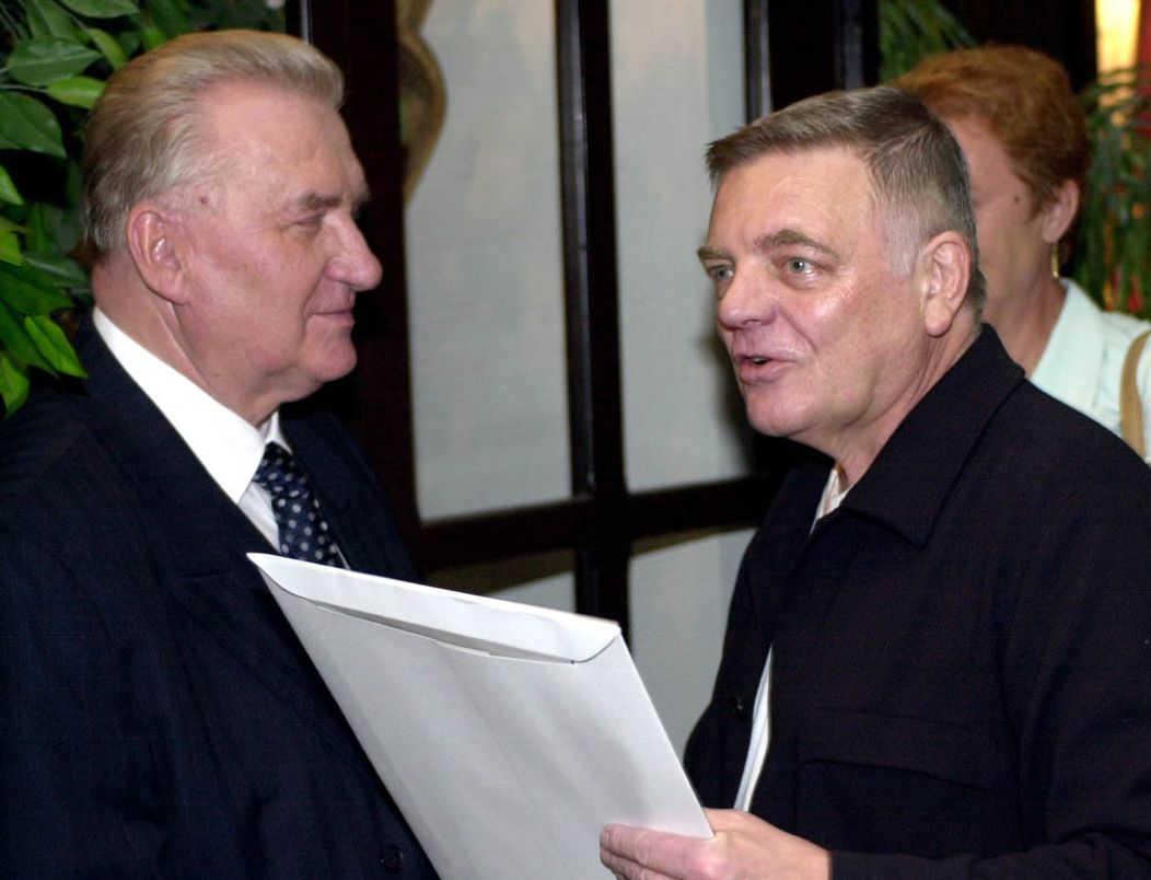 Bývalý slovenský prezident Michal Kováč (na snímke vľavo) a Stano Dančiak