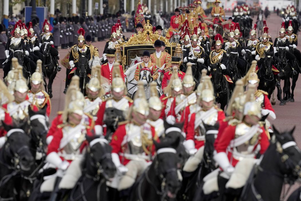 Kráľ Karol III. prejavom prvýkrát otvoril zasadnutie parlamentu