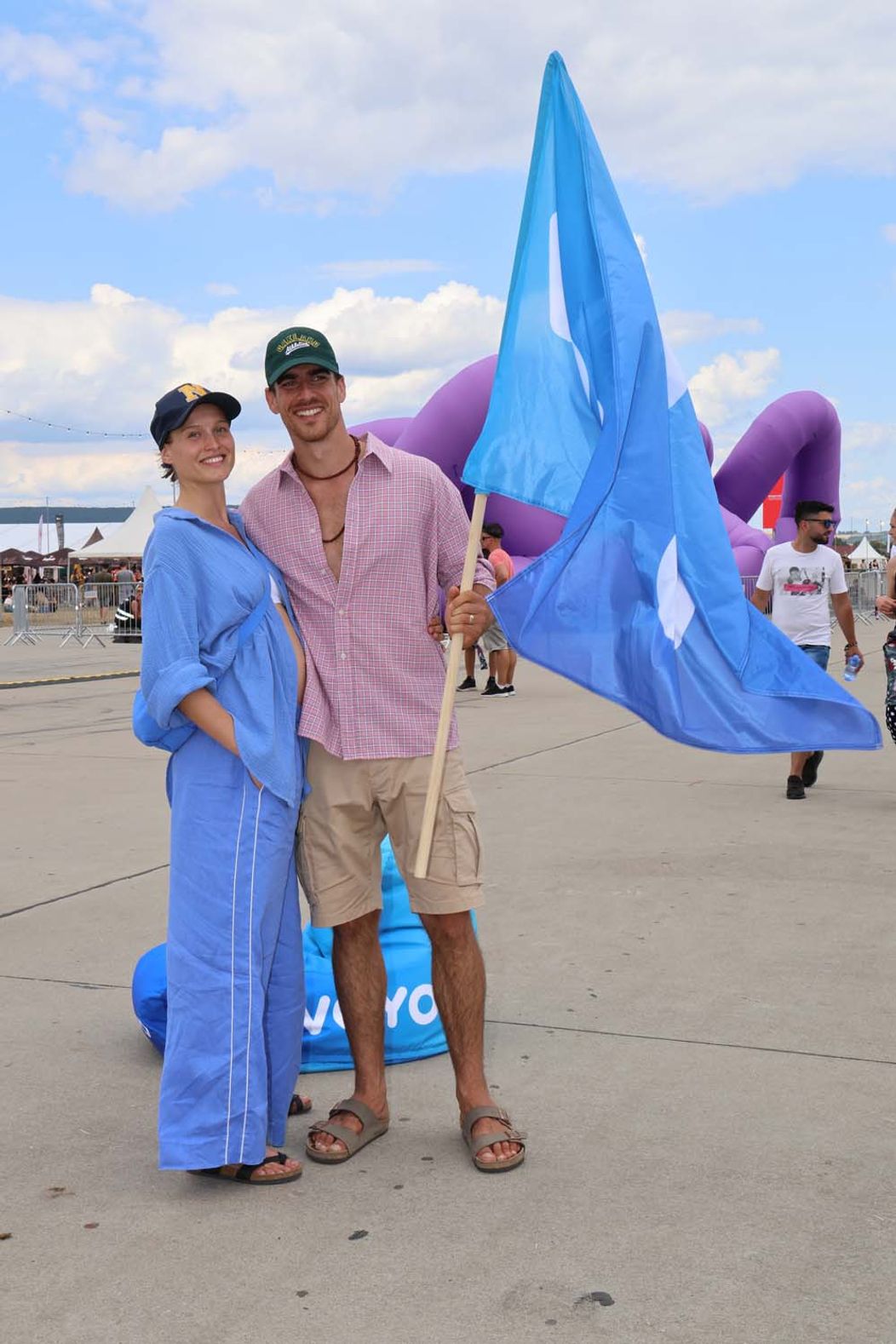 Adam Bardy s manželkou Bibi na festivale Grape