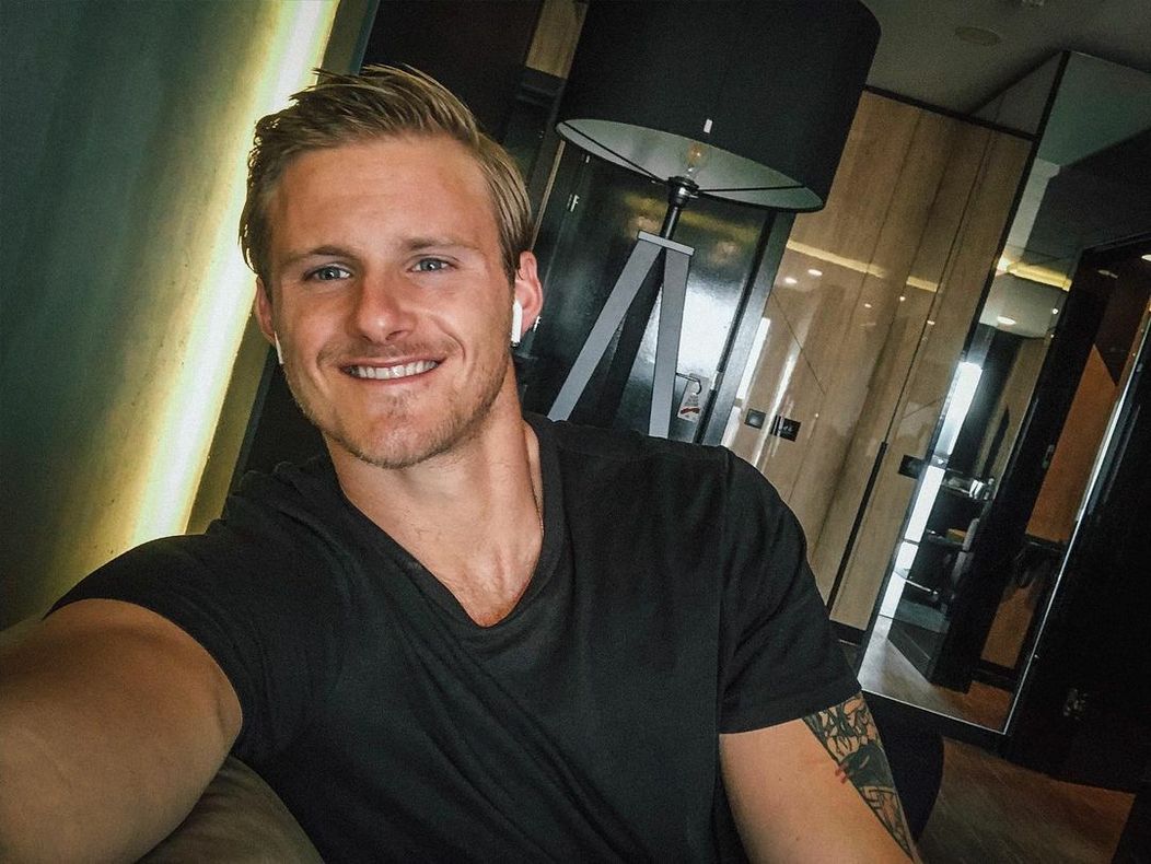 Herec Alexander Ludwig.