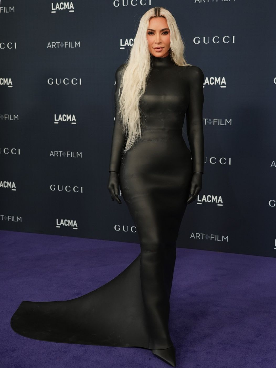 Kim Kardashian miluje latexové outfity.