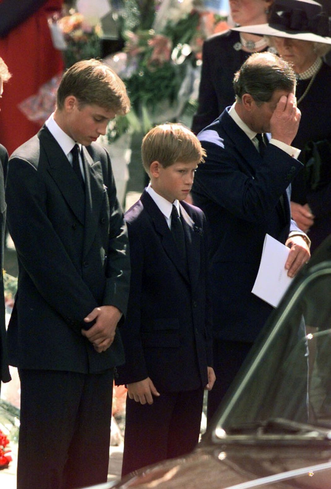 William a Harry na pohrebe princeznej Diany.