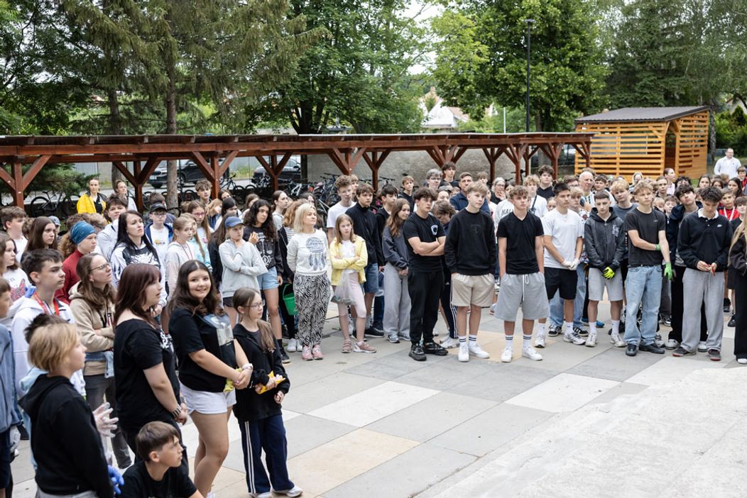 Týždeň pre budúcnosť: Markíza na dobrovoľníckej akcii Naše mesto na ZŠ v Stupave