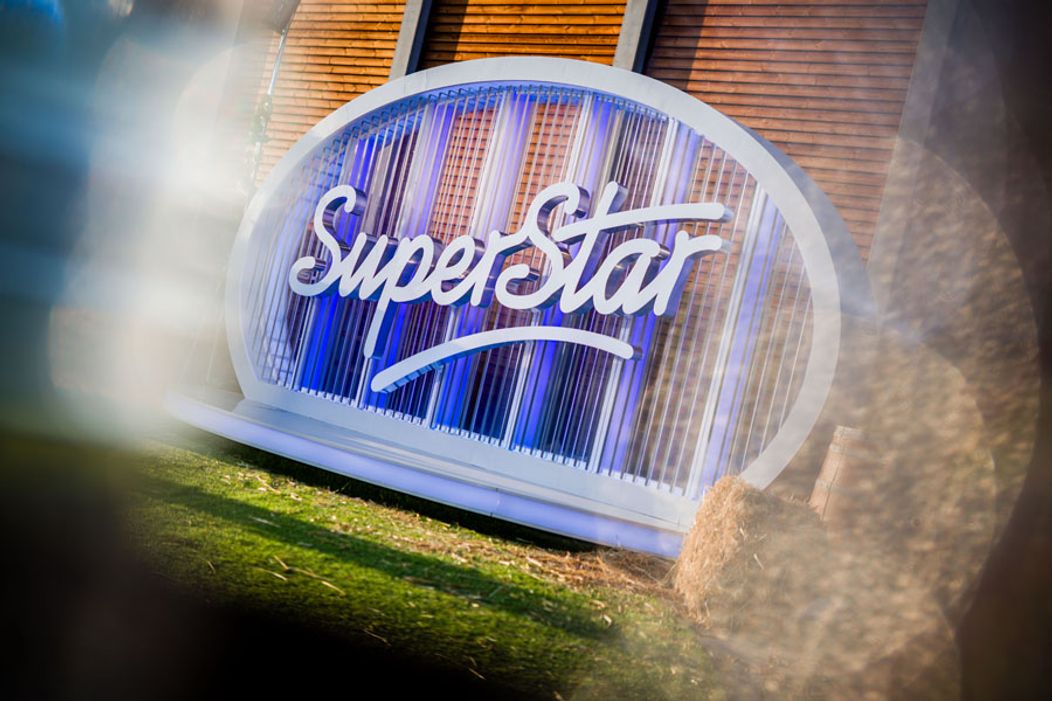 1. SuperVýber SuperStar