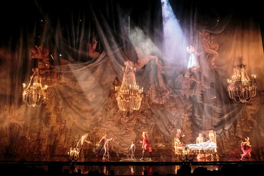 Corteo oppening act Lucas Saporiti Costumes Dominique Lemieux 2015 Cirque du Soleil 