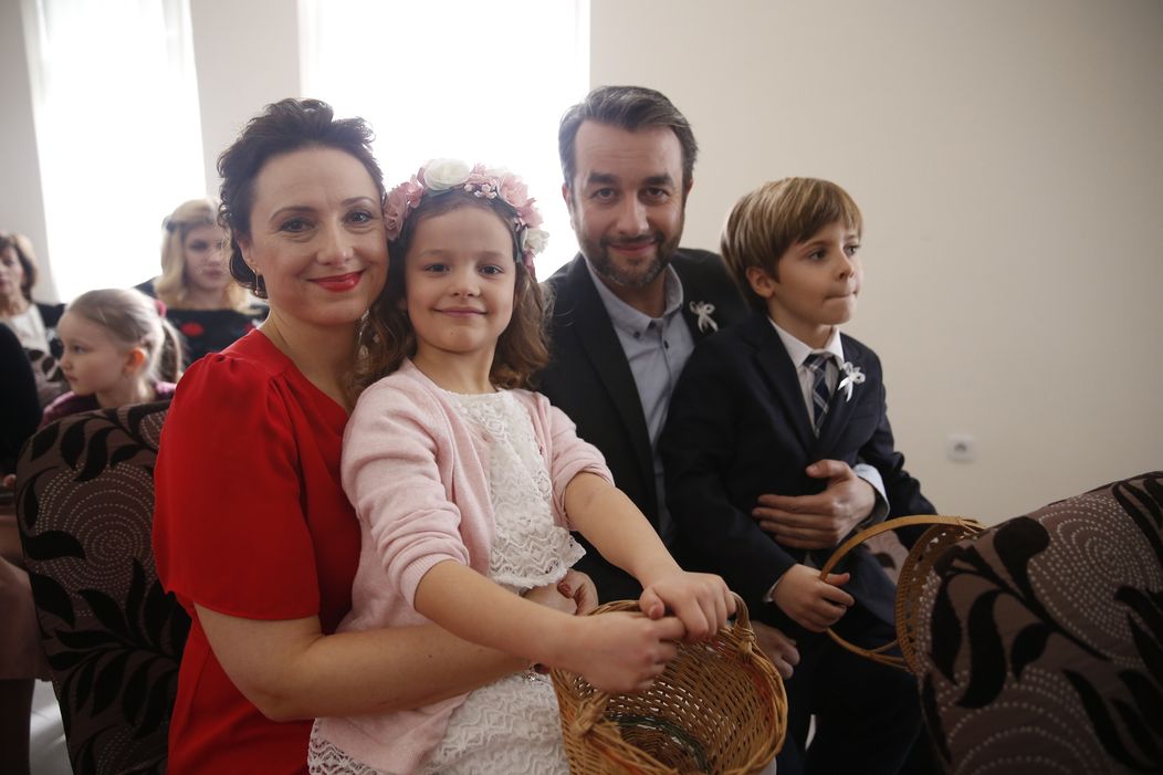 Zuzka Mauréry, Izabelka Gavorníková a Vlado Kobielsky ako Bobulovci