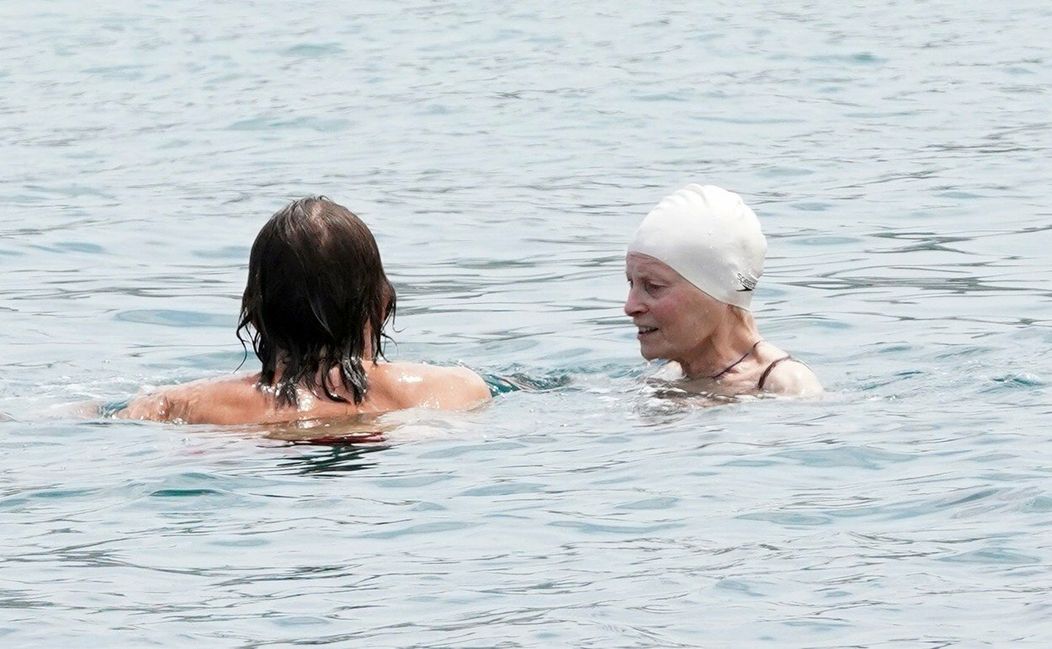 Vivienne Westwood s manželom na dovolenke