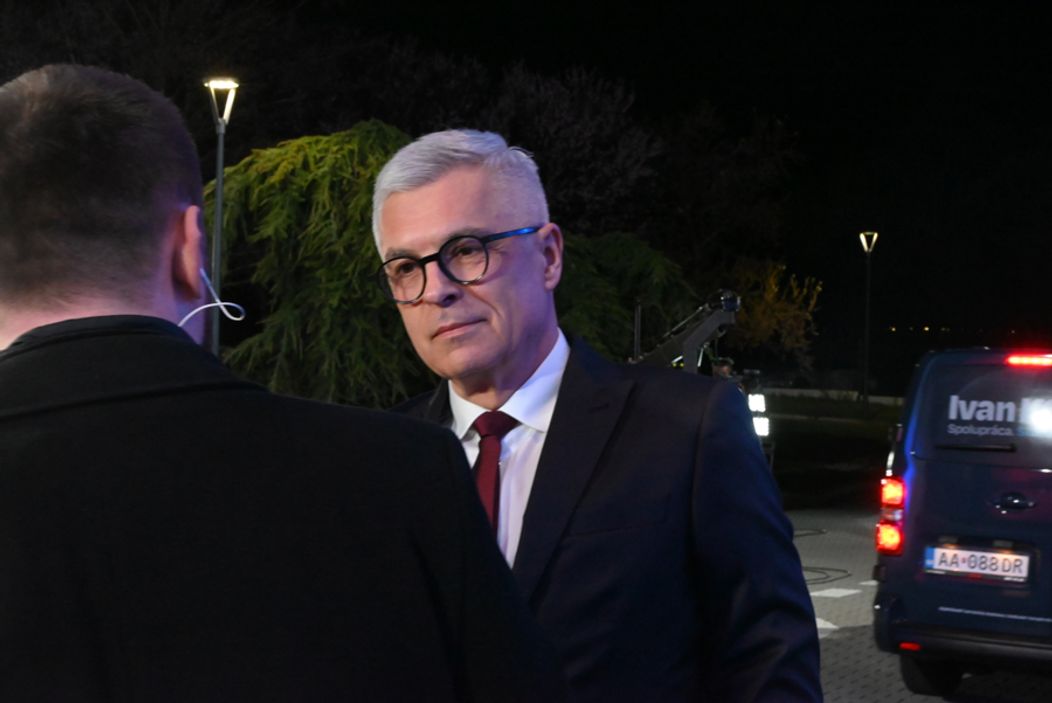 debata (1)