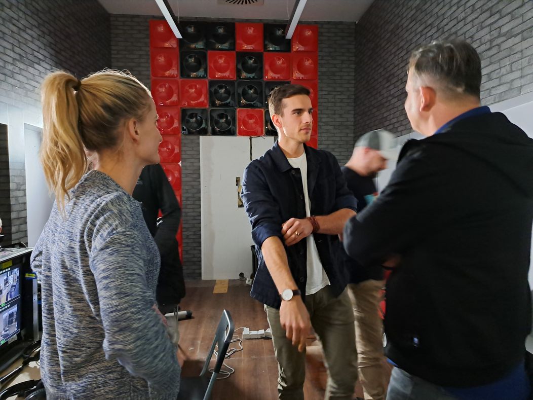 Nakrúcanie Uška s Adamom Bardym