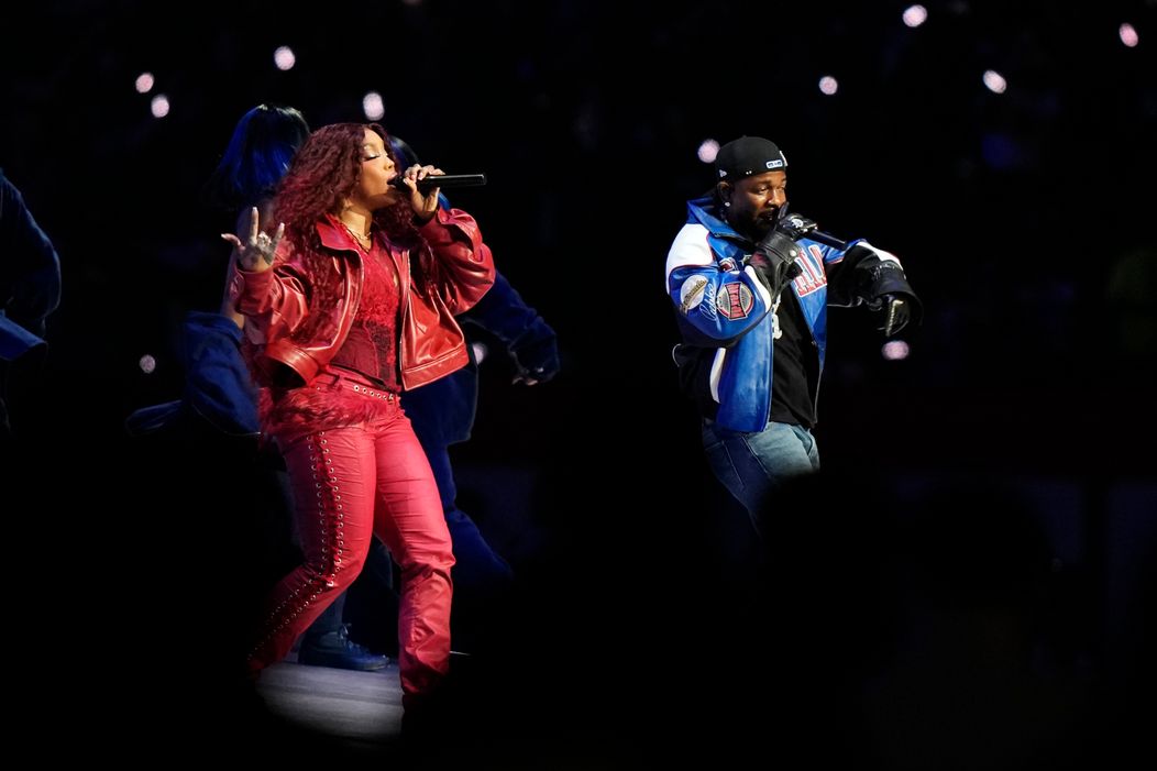 Kendrick Lamar počas Halftime Show