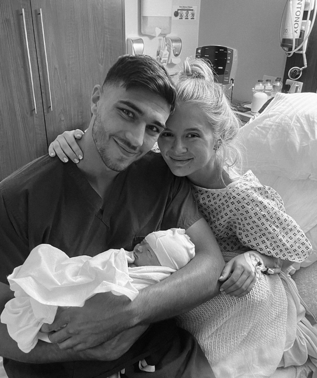 Molly-Mae Hague a Tommy Fury sa stali rodičmi. 