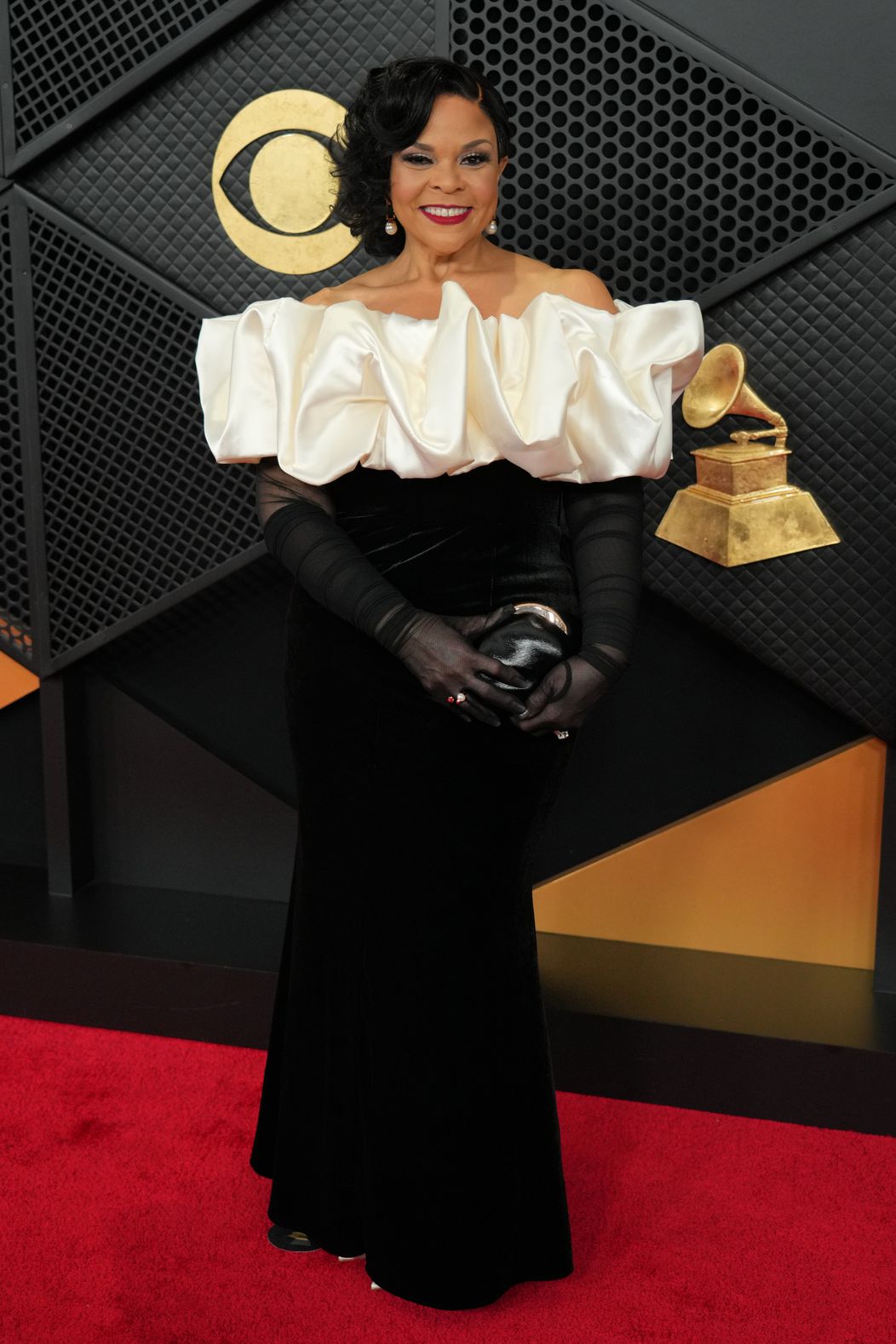 Tamela Mann