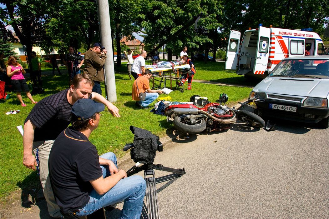 Nehoda Michala a Lucie na motorke v Ordinácii v ružovej záhrade
