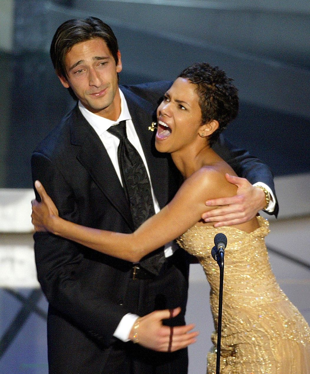 Halle Berry a Adrien Brody na Oscaroch