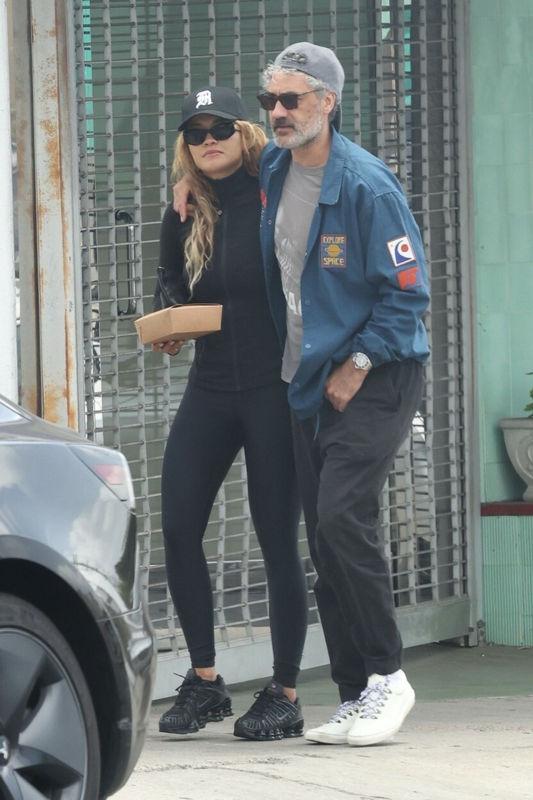 Rita Ora a Taika Waititi
