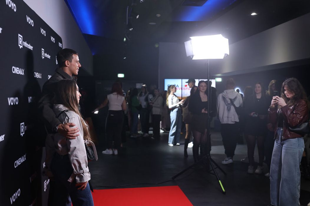 Takto vyzeralo šialenstvo na kinopremiére Ruže v Nitre