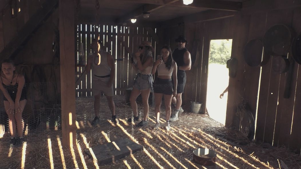 Na Farmu dorazili influenceri