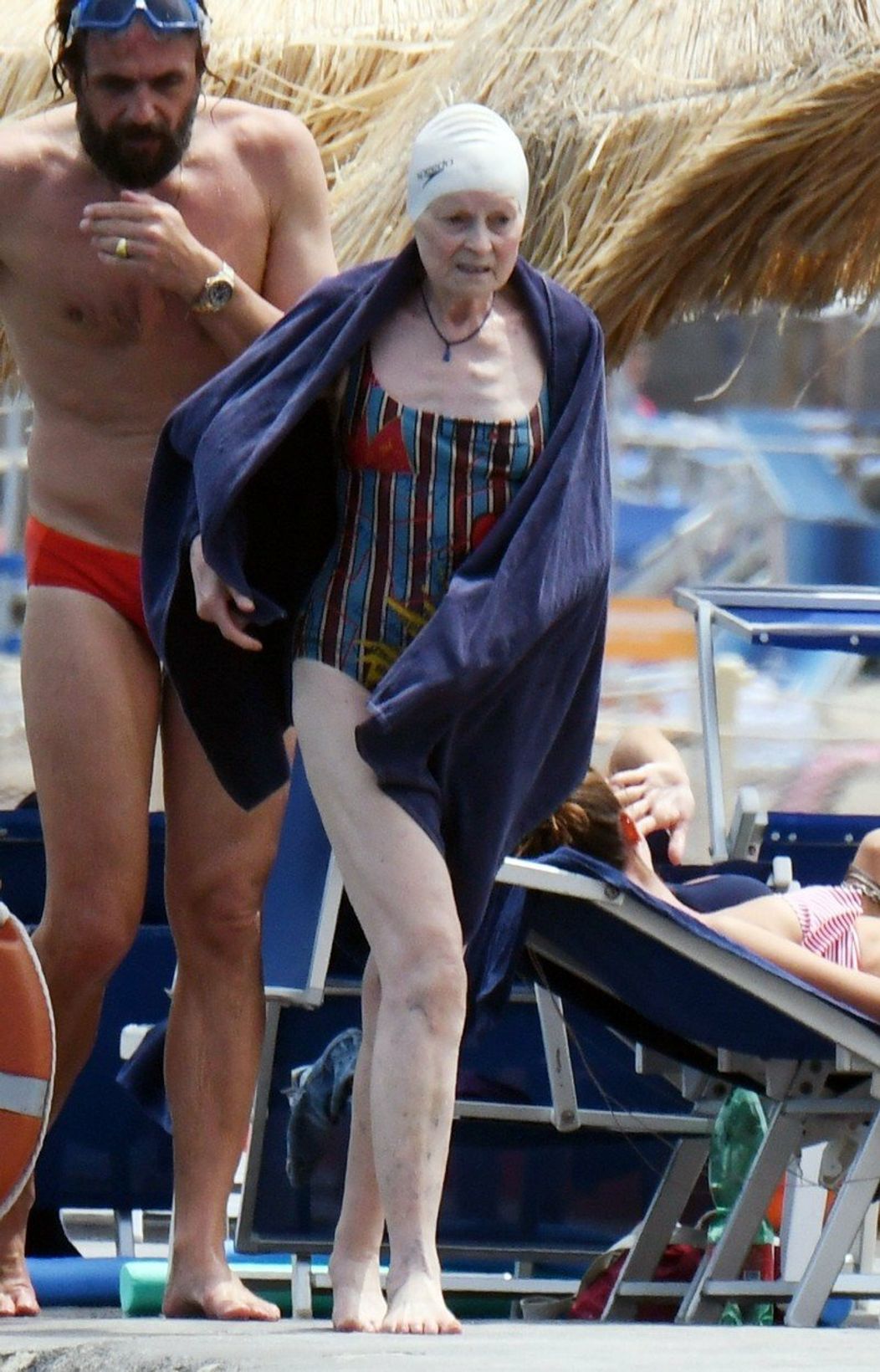 Vivienne Westwood s manželom na dovolenke