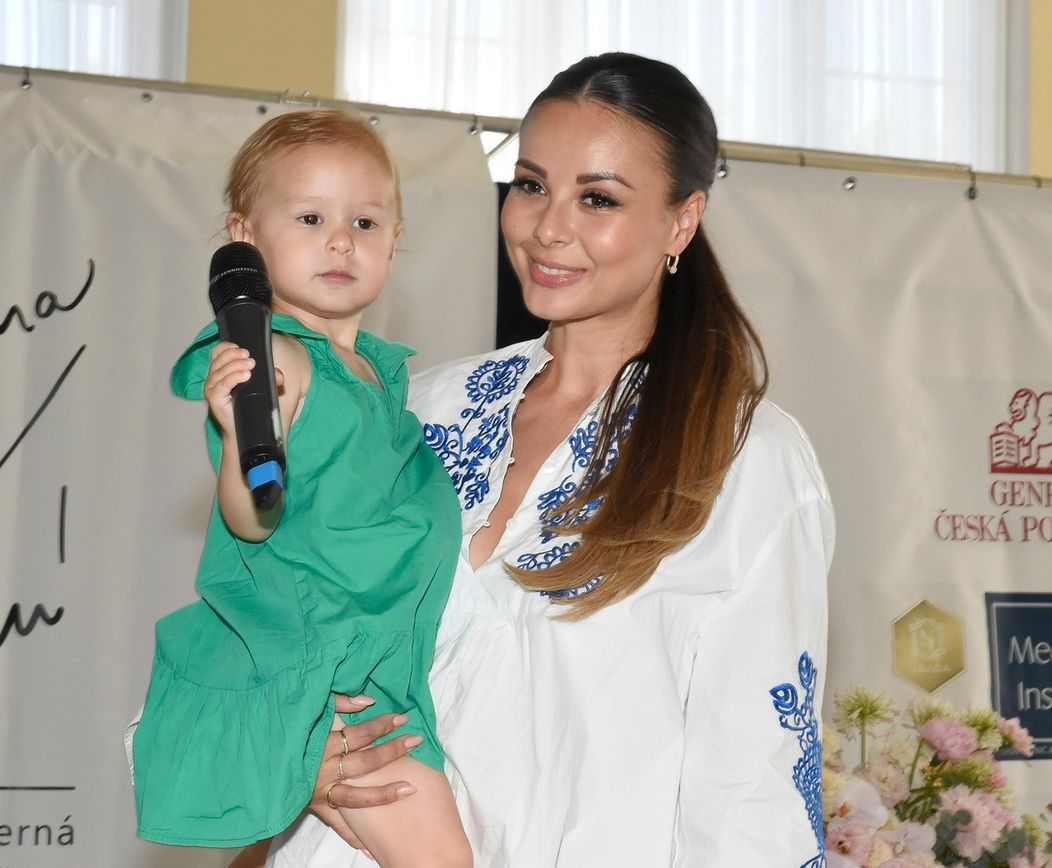 Po rozchode Moniky a Makhmuda má každý svoj harmonický vzťah