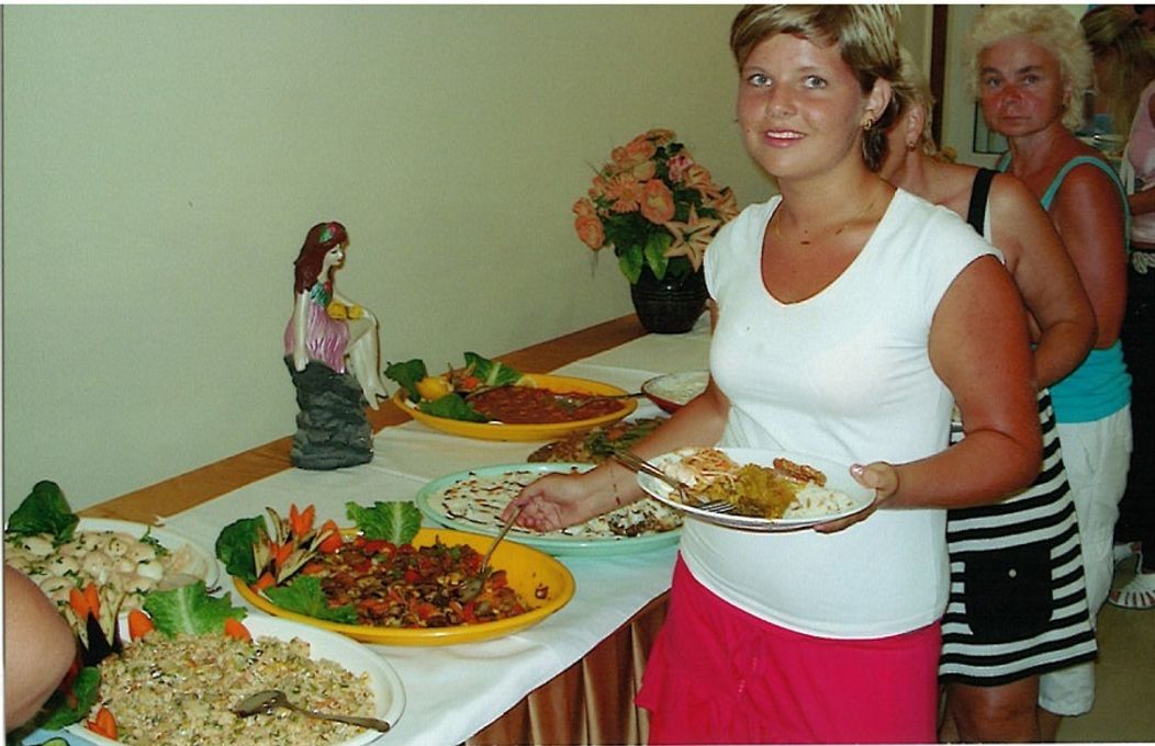 Karolína ako tínedžerka na dovolenke v Turecku
