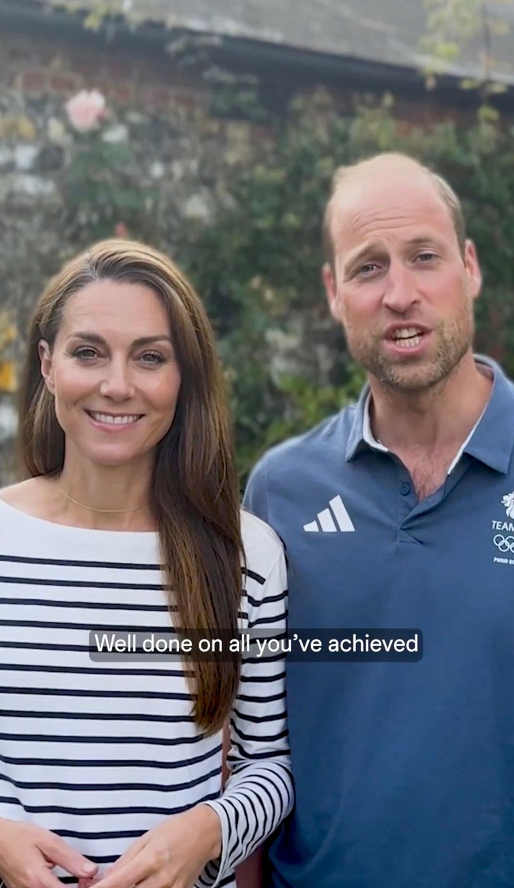 Kate a William na novom videu, princ má bradu!