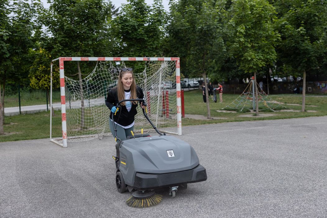 Týždeň pre budúcnosť: Markíza na dobrovoľníckej akcii Naše mesto na ZŠ v Stupave