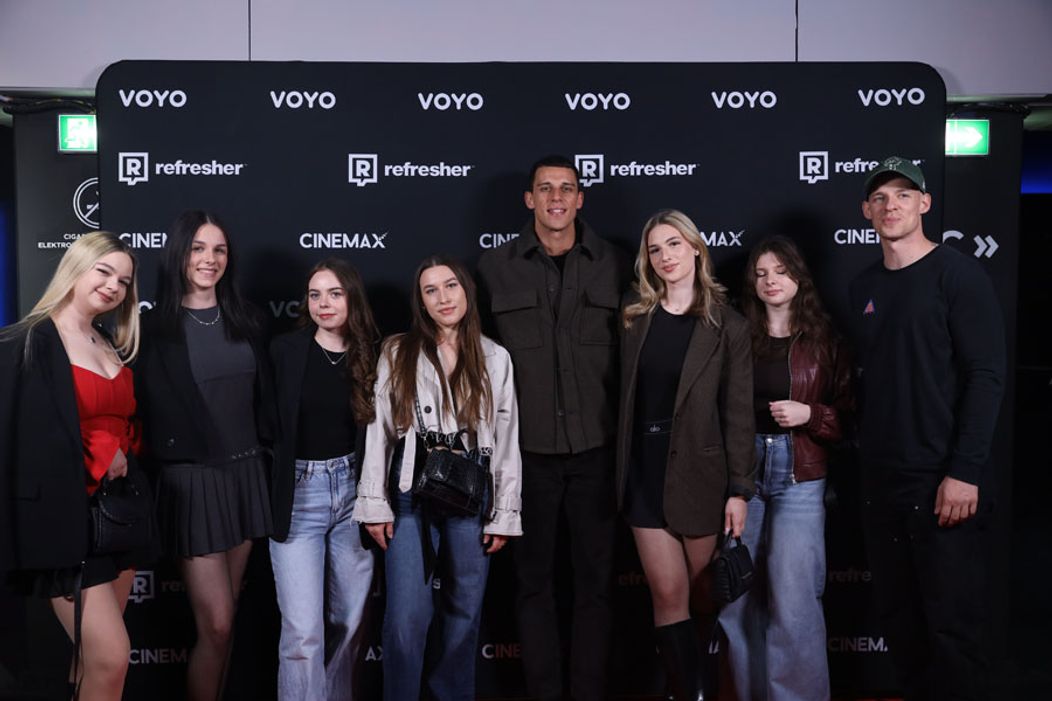 Takto vyzeralo šialenstvo na kinopremiére Ruže v Nitre