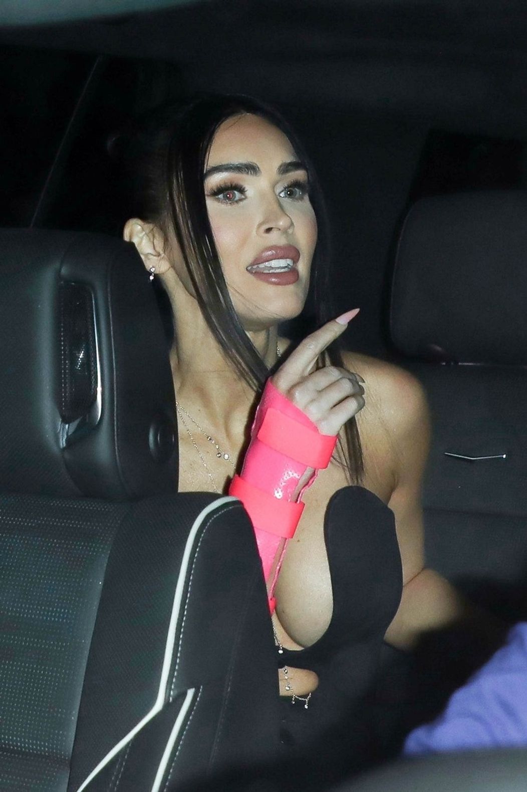 Megan a MGK
