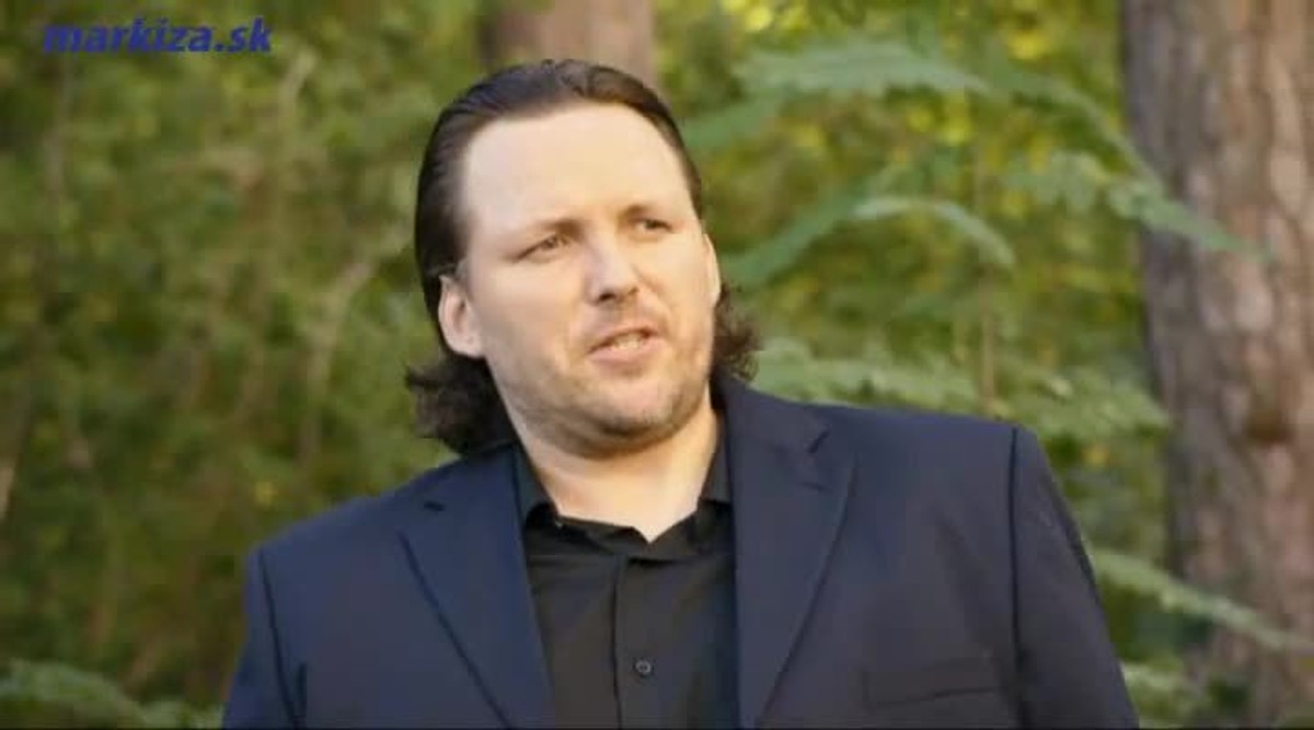 Roman sa Tiborovi vyhráža zbraňou: Padne výstrel!