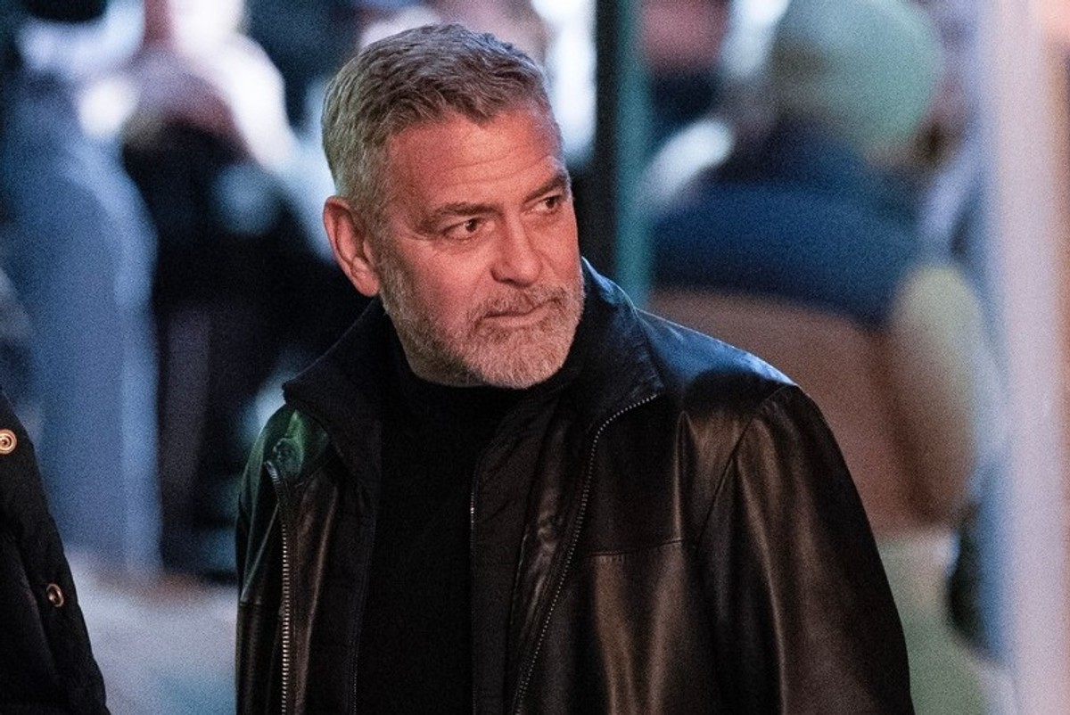 George Clooney dans un nouveau rôle.  Ce ne sera pas la première fois
