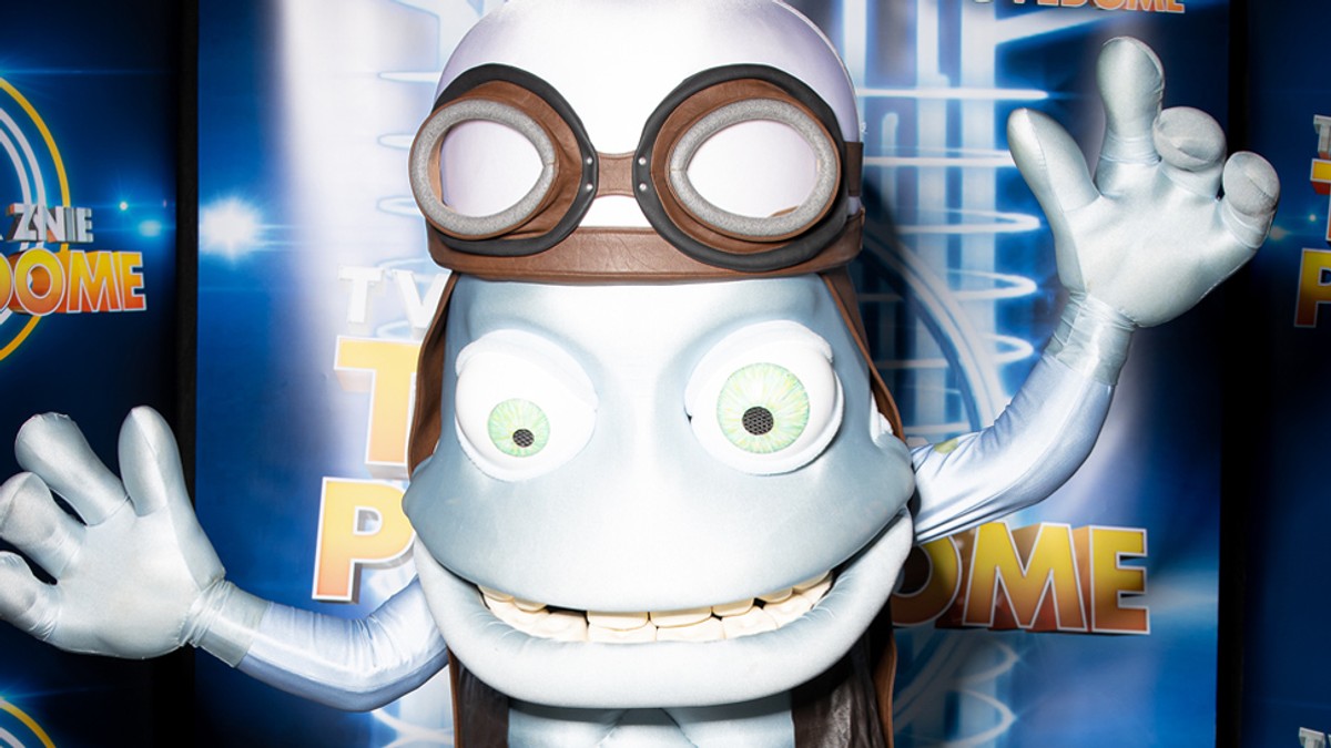 Karin Haydu - Axel F (Crazy Frog)