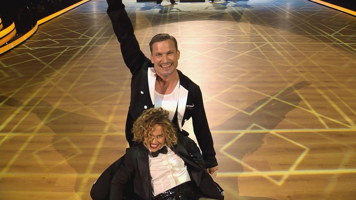 9. kolo: Ján Koleník a Dominika Rošková - Charleston (Will I am - Bang Bang)