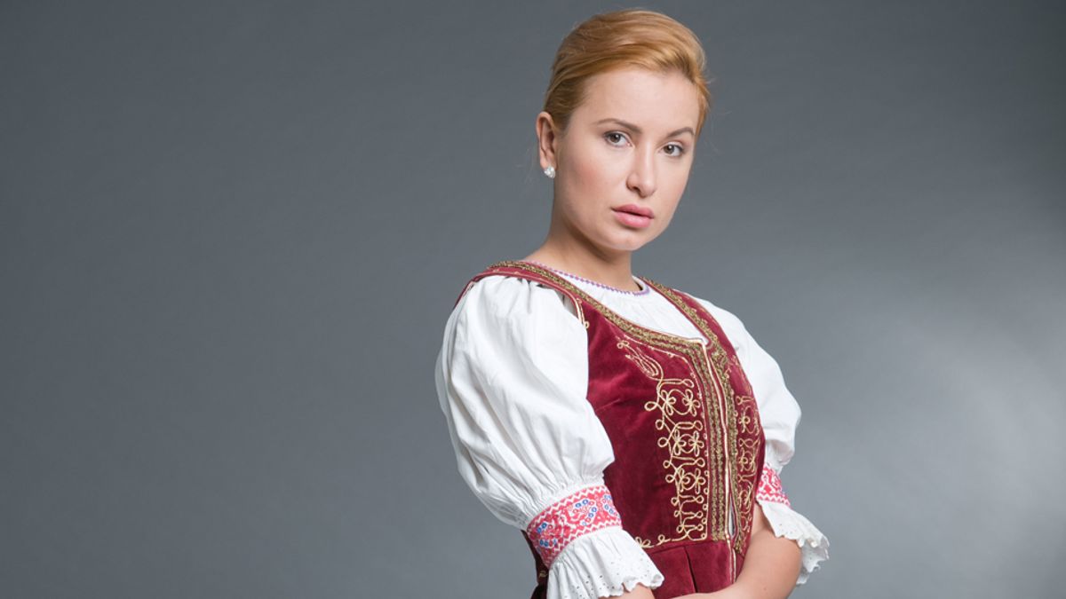Bývalá farmárka rada provokuje: Vyzliekla sa pre pánsky časopis! | TV ...
