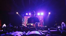 Smutná správa obletela hudobný svet: Zomrel DJ, ktorého hity milovali všetci