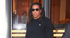 Jay-Z čelí žalobe. Údajne zdrogoval a znásilnil 13-ročné dievča