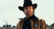 Walker, texaský ranger sa dočká nových častí: Tento krásavec nahradí Chucka Norrisa