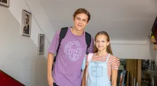 Spoznávate ich? V pánovi profesorovi si zahrajú deti známych hercov