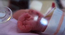 Autentické zábery pred pôrodom. Sajfa prezradil detaily príchodu dcérky na svet
