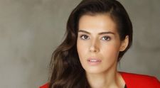 Turecká kráska v slzách: Dva mesiace po pôrode ju postihla tragédia!