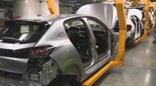Slovenské automobilky menia smer. Prednosť budú dostávať ekologické vozidlá