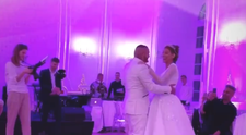 Zábery zo svadby Jasminy a Rytmusa: Novomanželský tanec a skvelá zábava