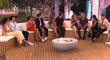 Ktorý pár rozbil? Bombshells si vo vile podávajú kľučku