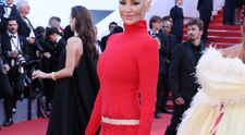 Adriana Sklenaříková opäť šokuje novým účesom. Dá sa to ešte kratšie?
