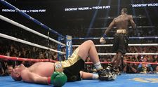 Wilder poslal Furyho k zemi dvakrát, no zápas sa aj tak skončil remízou