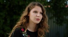 Nik z rodiny, žiaľ, netuší, že Selin znova mieri do väznice. A ani prečo!