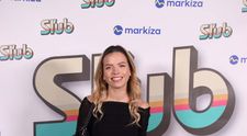 Kristína Sisková v role extravagantnej pani učiteľky. V osemdesiatych rokoch by bola módnou ikonou
