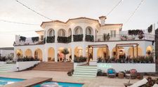 Love Island prichádza na Slovensko už túto nedeľu, zoznámte sa s luxusnou vilou a sexi súťažiacimi
