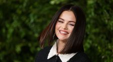 Tip na outfit podľa Seleny Gomez: Vybrala si módny hit roka 2025