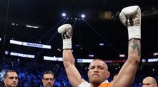 Conor McGregor sa nakoniec dočkal uznania: Slová chvály od šampióna Mayweathera