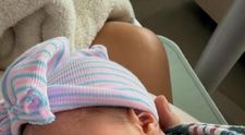 Z hviezdy reality šou je mama. Dievčatko dostalo krásne meno po babičke